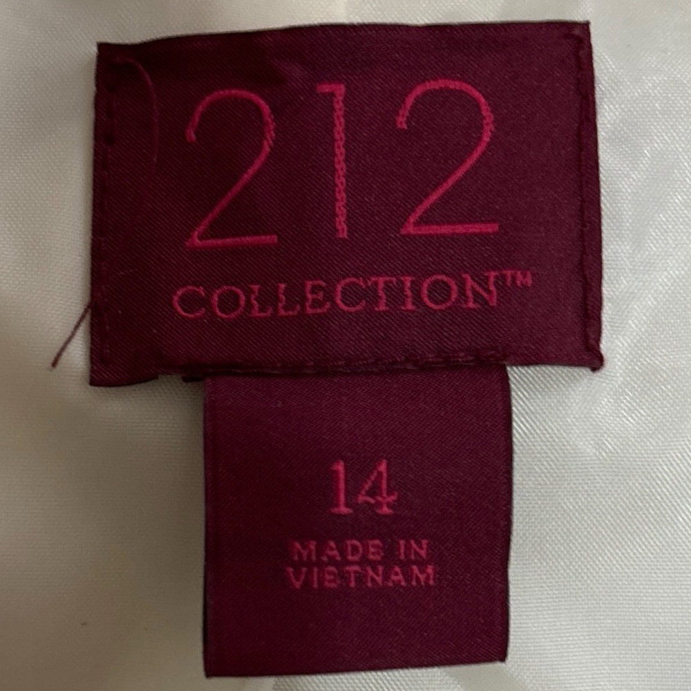 212 Collection Single Button Blazer - Picture 13 of 14